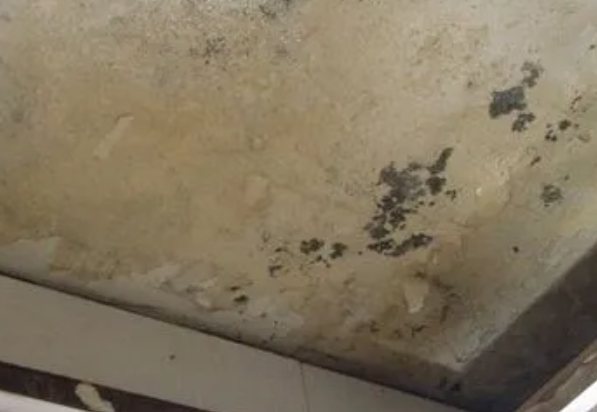 黑龙江阳台漏水维修公司分享下黑龙江卫生间渗水维修需要注意哪些问题。